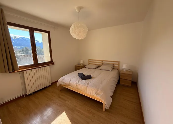 T4 Le Pont Long Apartment